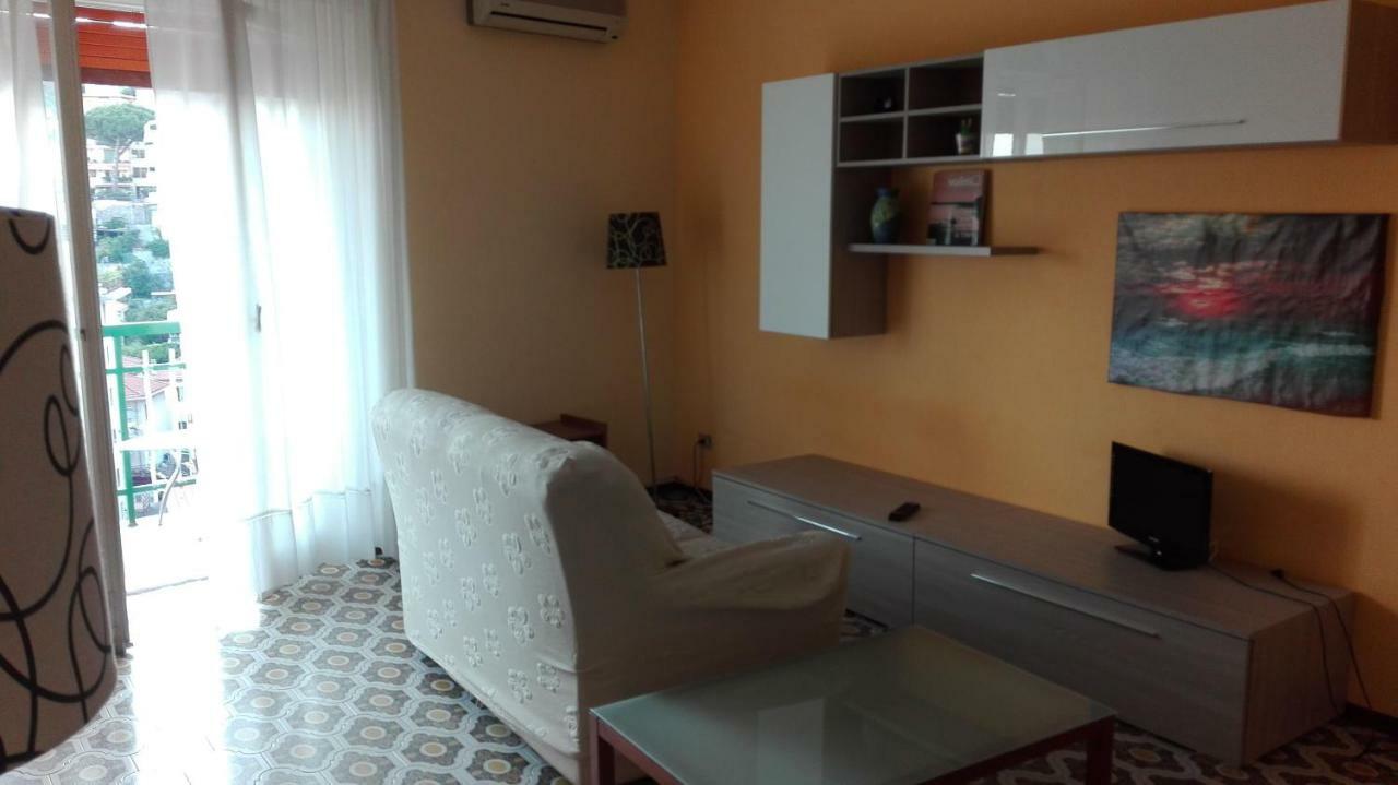 A 2 Passi Dal Mare Appartement San Remo Buitenkant foto